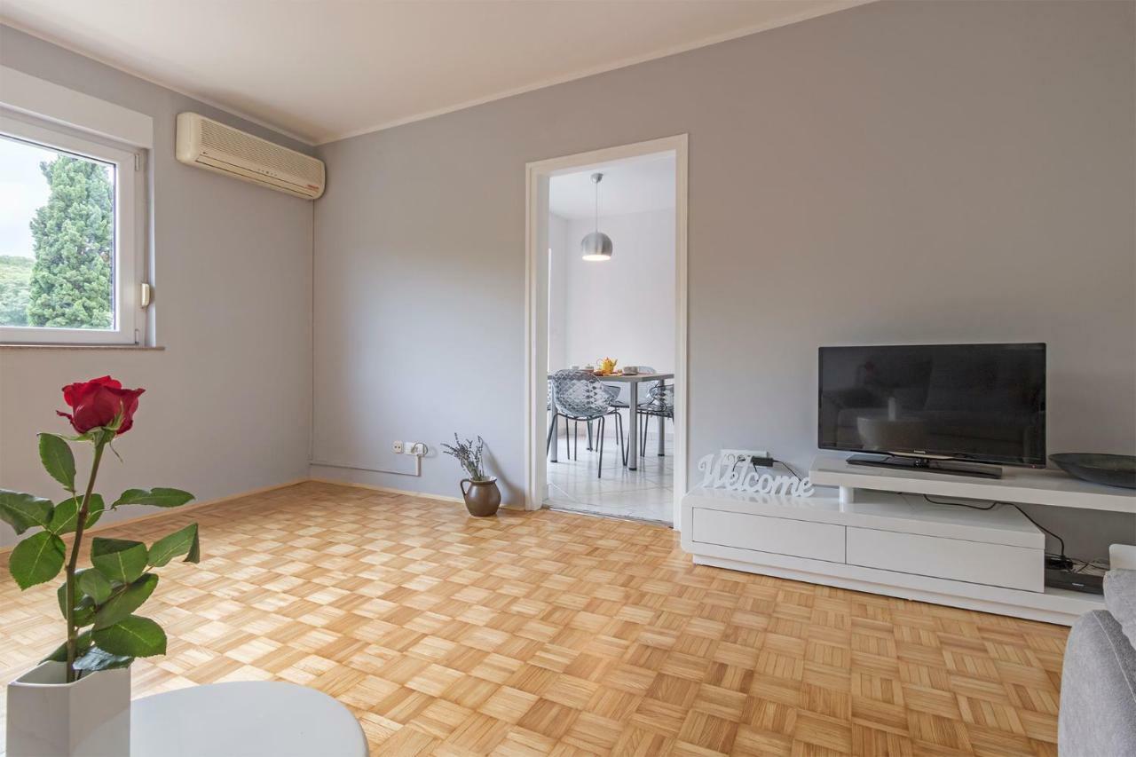 Colosseum Apartment Pula Ngoại thất bức ảnh